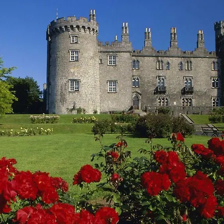 Konukevi Billycan Guest *